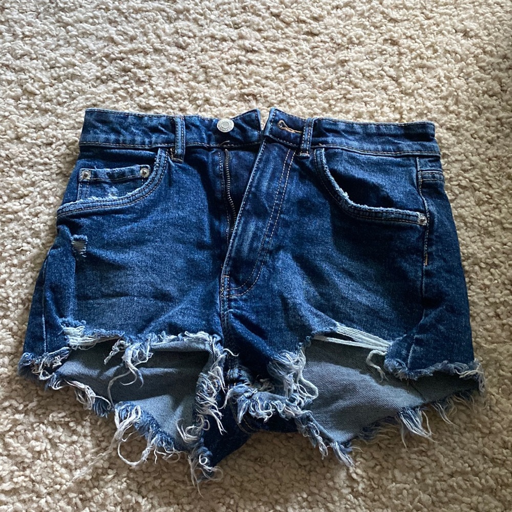 Zara high-waisted jean shorts size 2